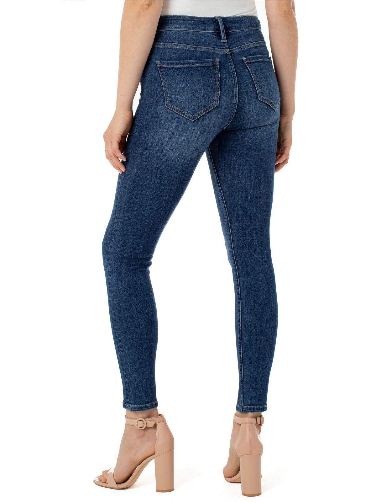 Abby High Rise Straight Jeans - Sustainable Denim