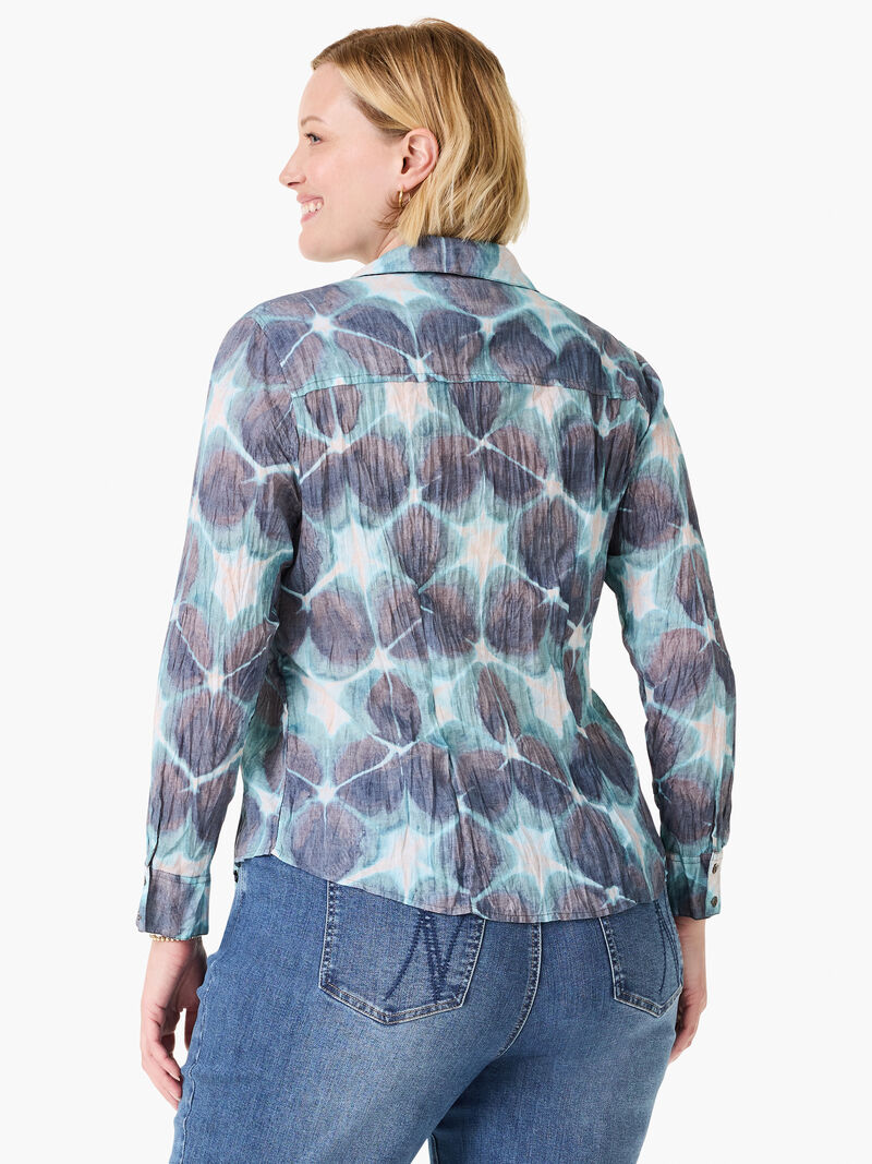 Woman Wears Ethereal Seas Crinkle Shirt image number 3