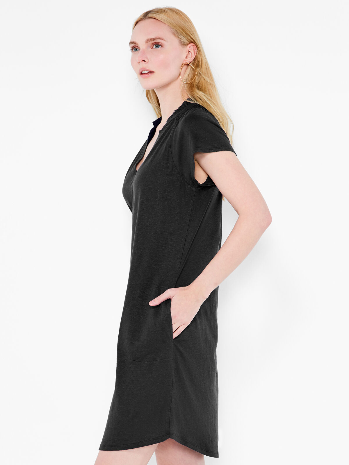 NZT Short Sleeve Ruffle V Dress | NIC+ZOE